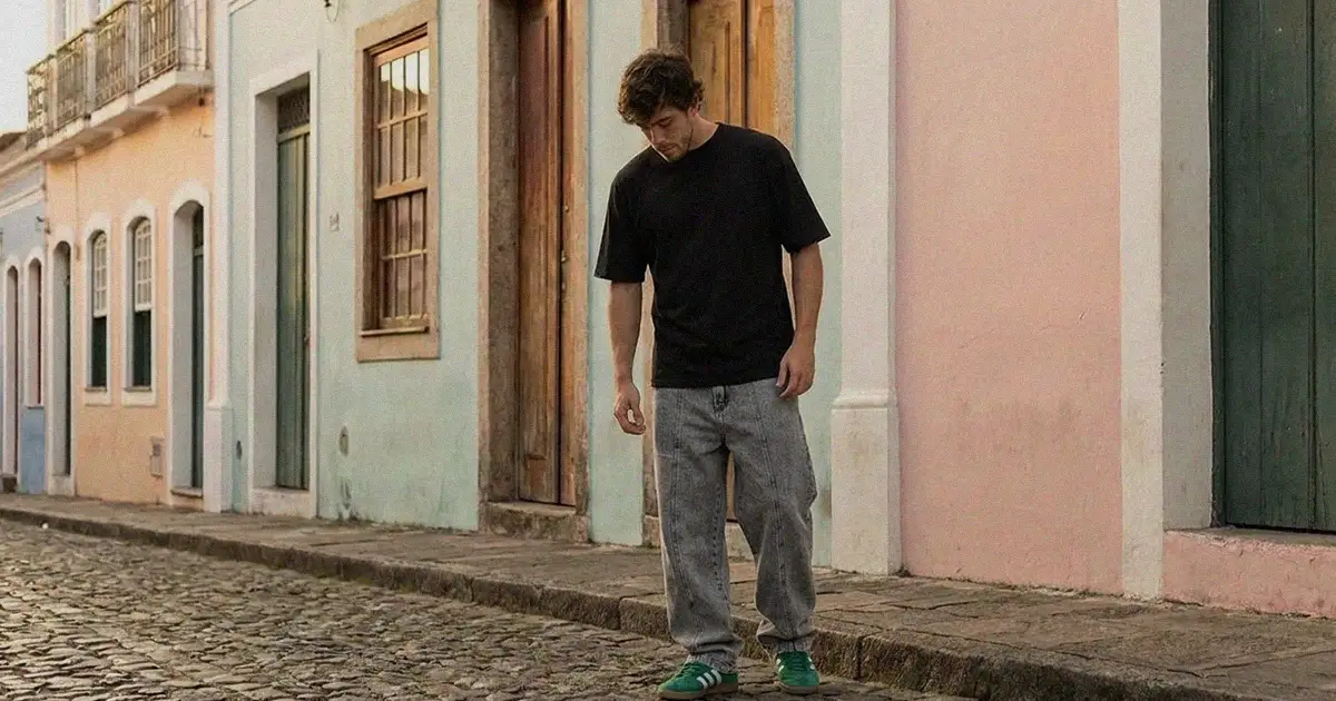 Camiseta oversized de streetwear em malha Menegotti com caimento encorpado