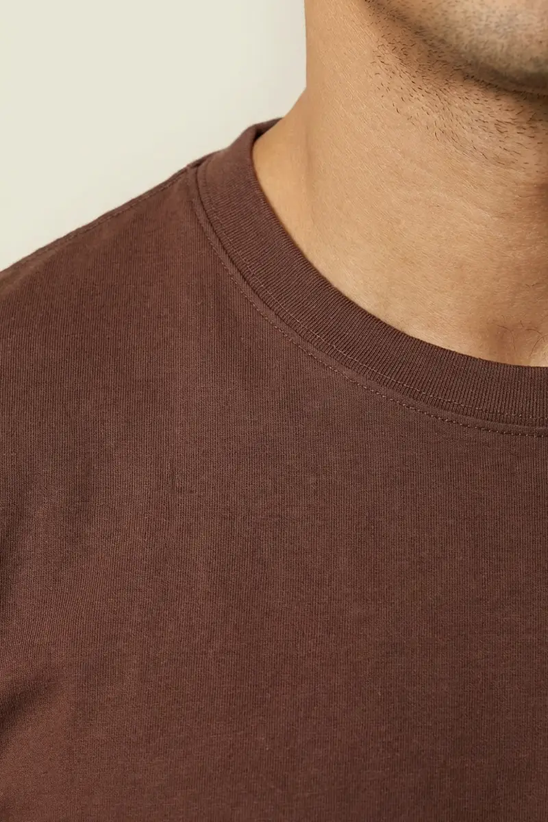 Camiseta Premium Marrom