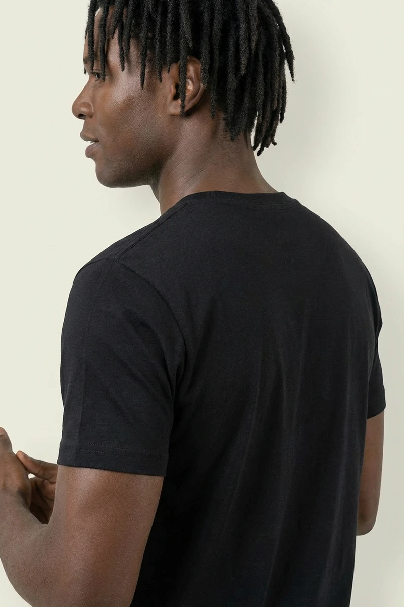 Camiseta Premium Preta